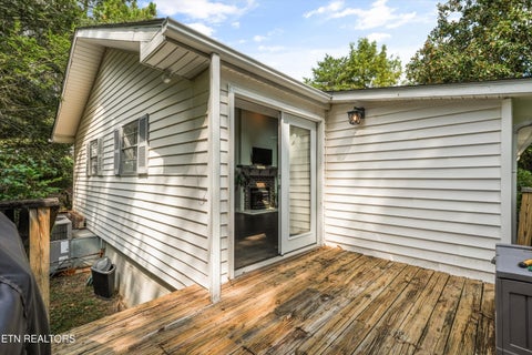 Tiny photo for 303 W Outer Drive, Oak Ridge, TN 37830 (MLS # 1356311)