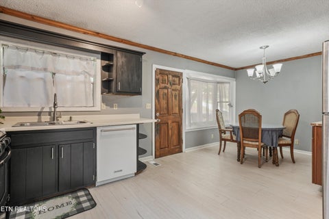 Tiny photo for 303 W Outer Drive, Oak Ridge, TN 37830 (MLS # 1356311)