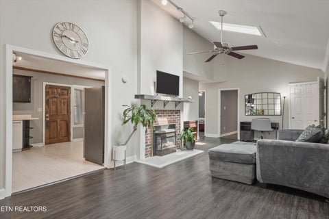 Tiny photo for 303 W Outer Drive, Oak Ridge, TN 37830 (MLS # 1356311)