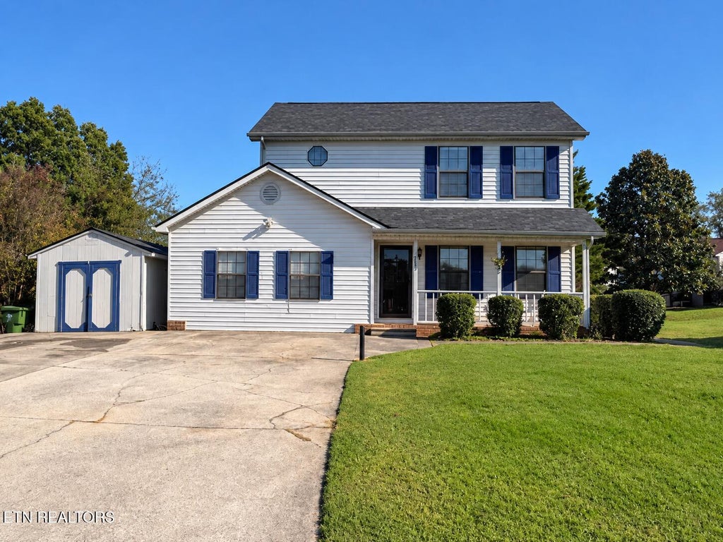 Photo of 2024 Thomas Ave, Maryville, TN 37804 (MLS # 1358919)