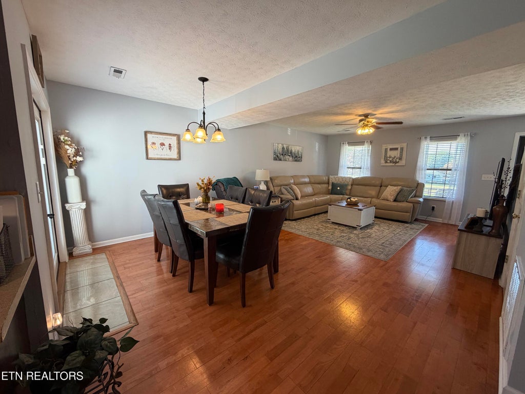 Photo of 2024 Thomas Ave, Maryville, TN 37804 (MLS # 1358919)