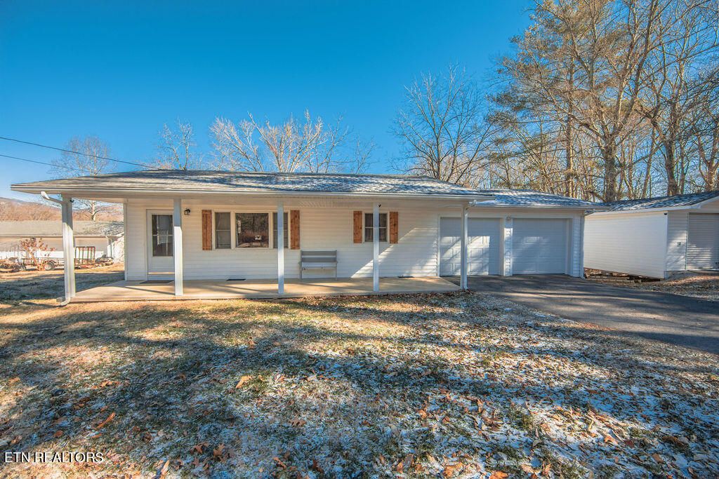 Photo of 307 Armes Chapel Rd, Wartburg, TN 37887 (MLS # 1287938)