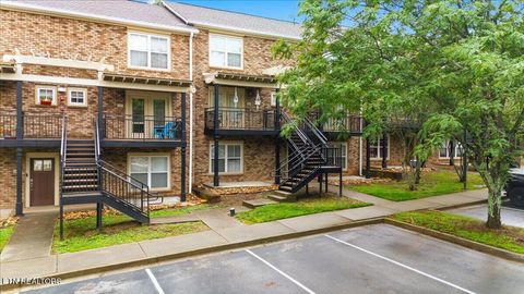 Photo of 1121 Tree Top Way, Knoxville, TN 37920 (MLS # 1342996)