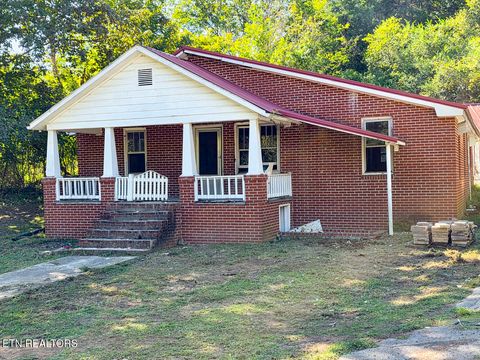 Photo of 2534 Muddy Hollow Rd, Dandridge, TN 37725 (MLS # 1318091)