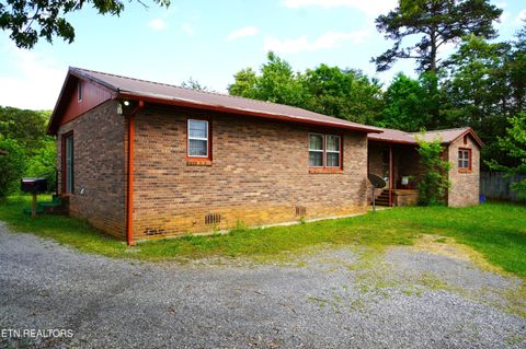 Photo of 412 Jimtown Rd, Newport, TN 37821 (MLS # 1338957)