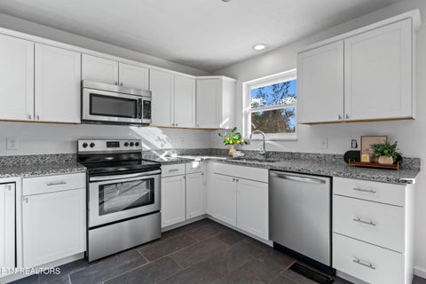 Tiny photo for 442 Water Oak Drive, Seymour, TN 37865 (MLS # 1359905)