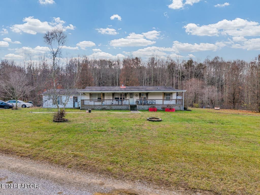 Photo of 170 Perrigan Lane, Sparta, TN 38583 (MLS # 1339080)