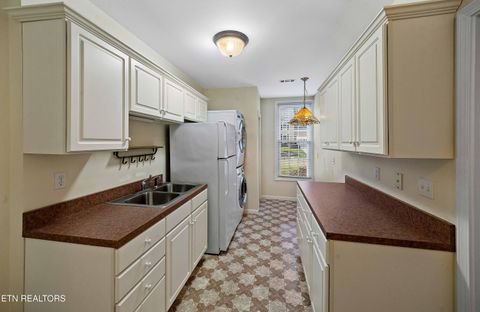 Tiny photo for 1204 Ashgrove Place, Knoxville, TN 37919 (MLS # 1324738)