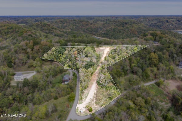 HELM HOLLOW RD, SILVER POINT, TN 38582 - Image 3f6b666c72c28d7da7e16d40a9fcf49d/594493307