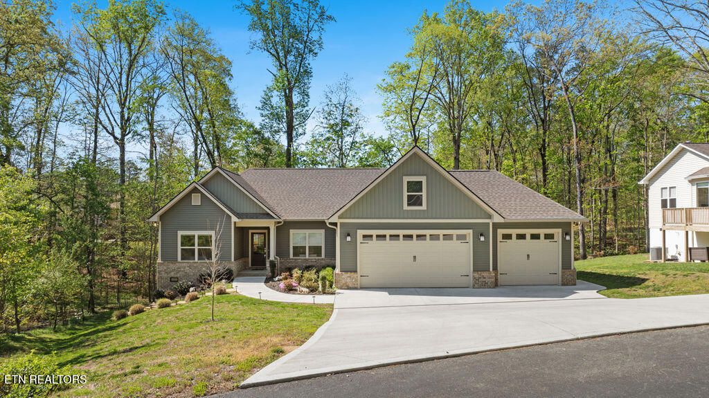 Photo of 171 Oostanali Trace, Loudon, TN 37774 (MLS # 1336320)