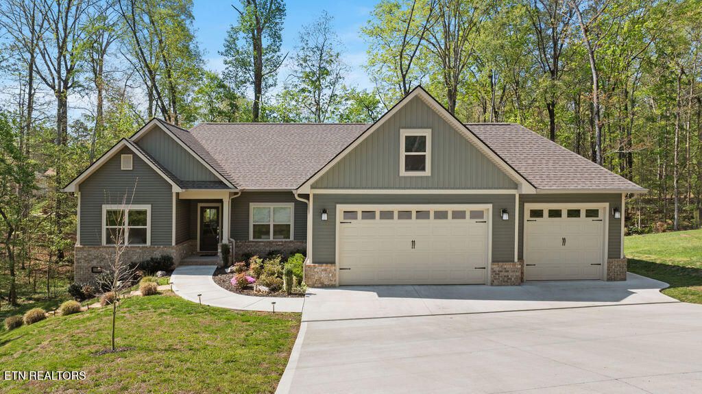 Photo of 171 Oostanali Trace, Loudon, TN 37774 (MLS # 1336320)