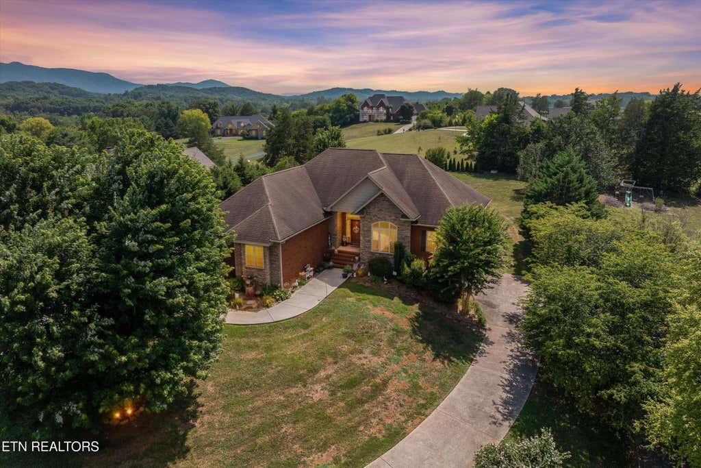 Photo of 1551 Mint Meadows Drive, Maryville, TN 37803 (MLS # 1346950)