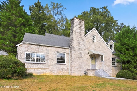 Photo of 5608 Chapman Hwy, Knoxville, TN 37920 (MLS # 1358251)