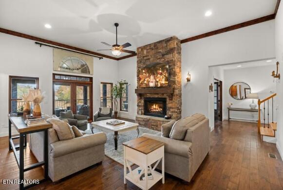 2099 Blue Iris Way