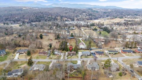 Tiny photo for 605 Woodland Drive, Clinton, TN 37716 (MLS # 1328904)