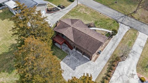 Tiny photo for 605 Woodland Drive, Clinton, TN 37716 (MLS # 1328904)