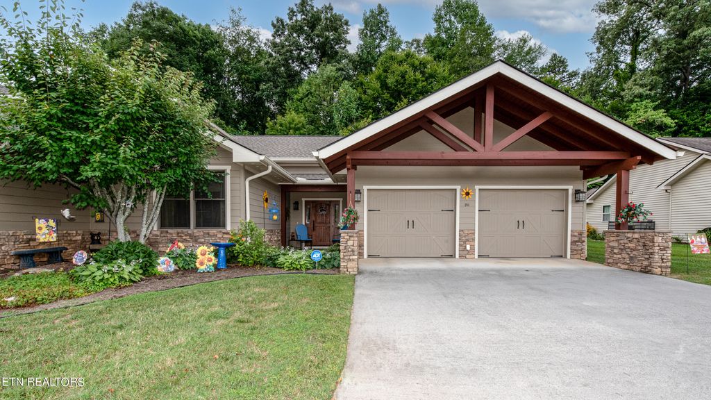 Photo of 211 Bishops Cap Circle, Townsend, TN 37882 (MLS # 1270720)