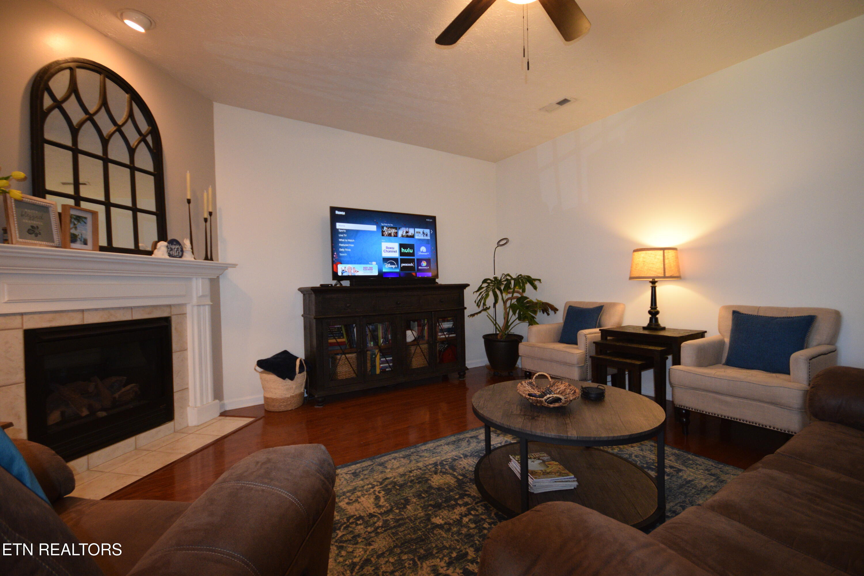3415 Maple Grove Way