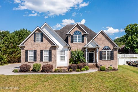 Single Family Residence in Maryville TN 2022 Kirkland Blvd.jpg