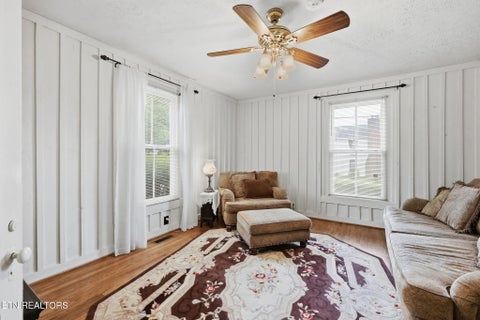 Tiny photo for 627 Medaris St, Clinton, TN 37716 (MLS # 1349124)