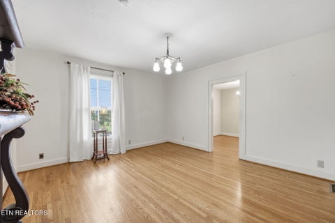 Tiny photo for 627 Medaris St, Clinton, TN 37716 (MLS # 1349124)