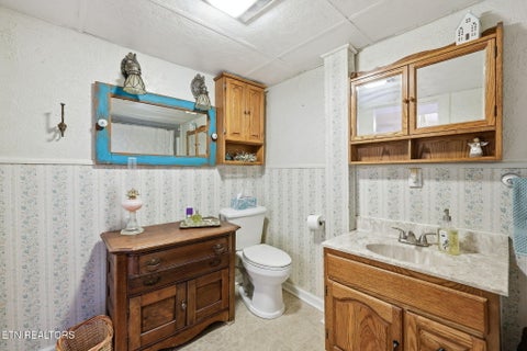 Tiny photo for 627 Medaris St, Clinton, TN 37716 (MLS # 1349124)