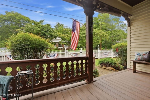 Tiny photo for 627 Medaris St, Clinton, TN 37716 (MLS # 1349124)
