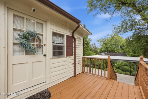 Tiny photo for 627 Medaris St, Clinton, TN 37716 (MLS # 1349124)