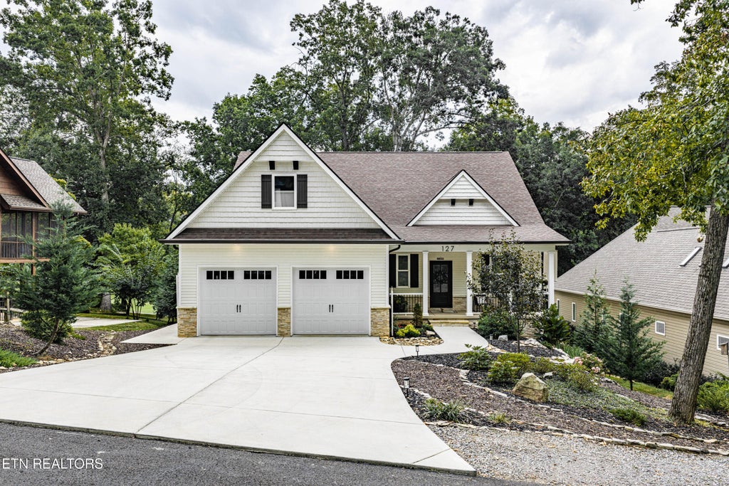Photo of 127 Inata Circle, Loudon, TN 37774 (MLS # 1355218)