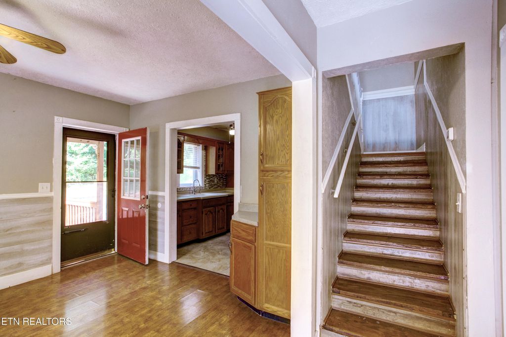 Photo of 4017 Hatcher Hollow Rd, Walland, TN 37886 (MLS # 1299897)