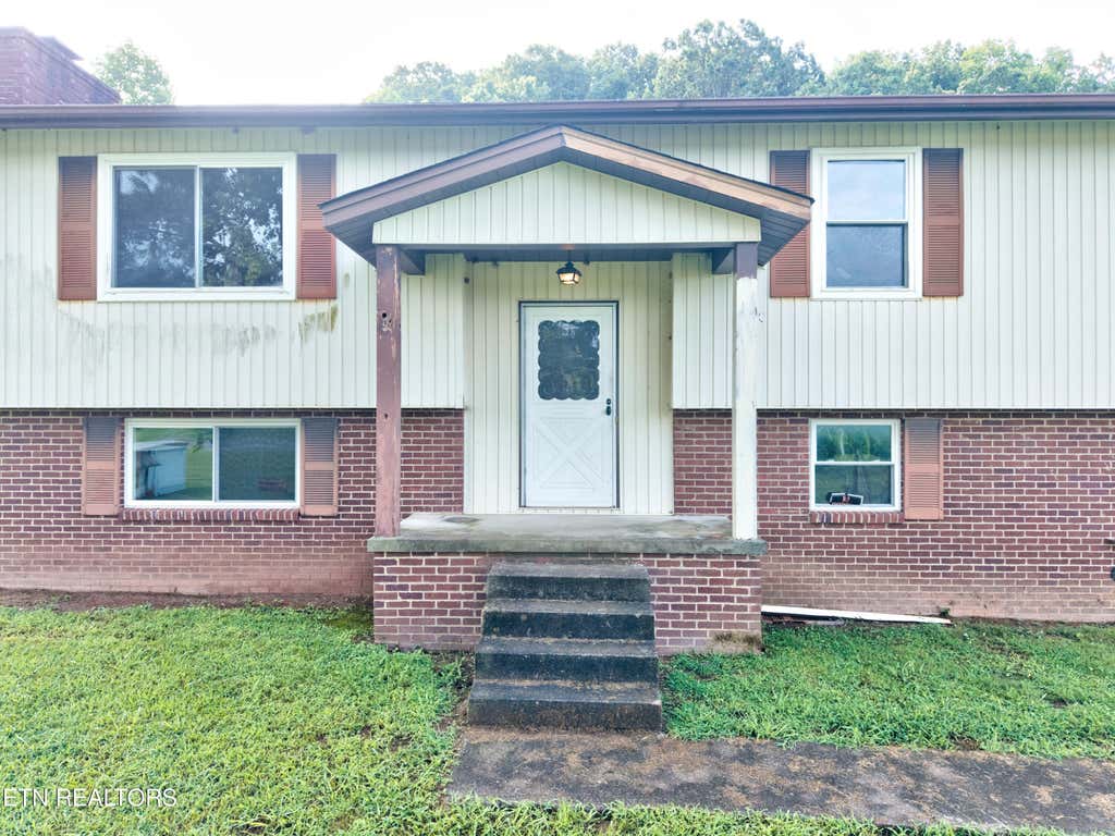 Photo of 572 S Union Grove Rd, Friendsville, TN 37737 (MLS # 1352591)