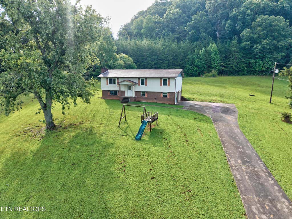 Photo of 572 S Union Grove Rd, Friendsville, TN 37737 (MLS # 1352591)