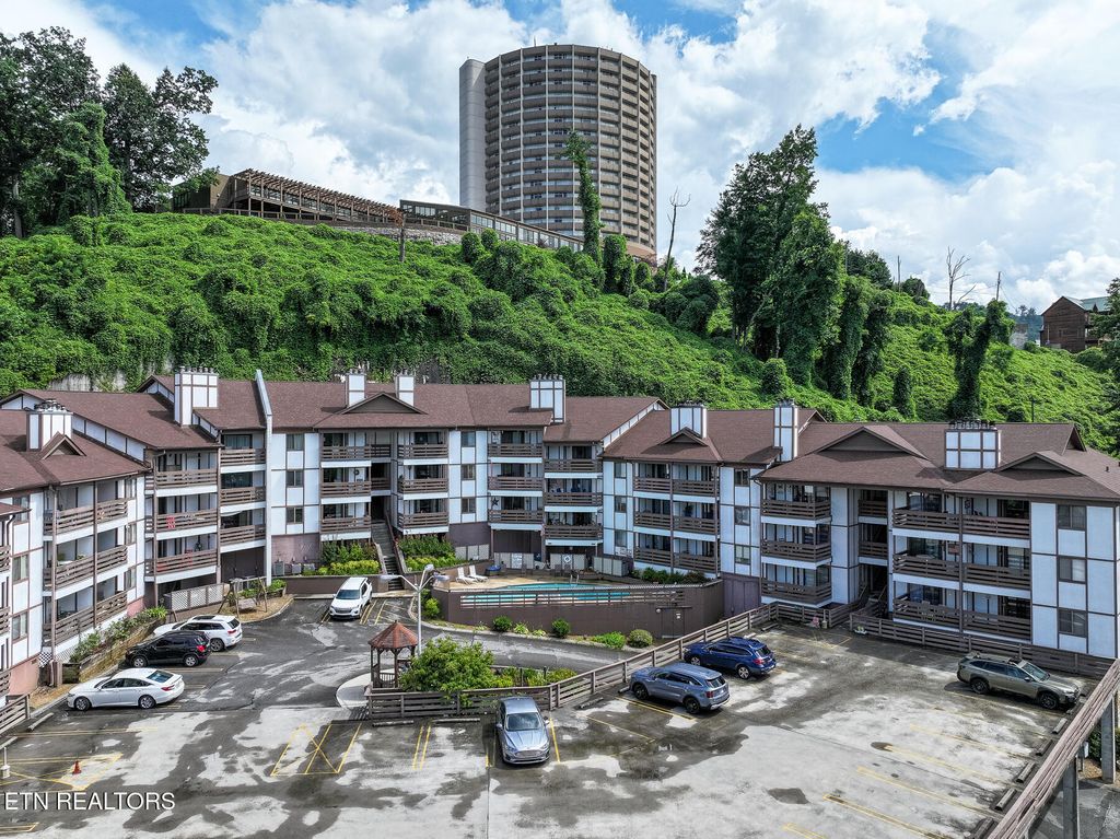 Photo of 616 Turkey Nest Rd #108, Gatlinburg, TN 37738 (MLS # 1309591)