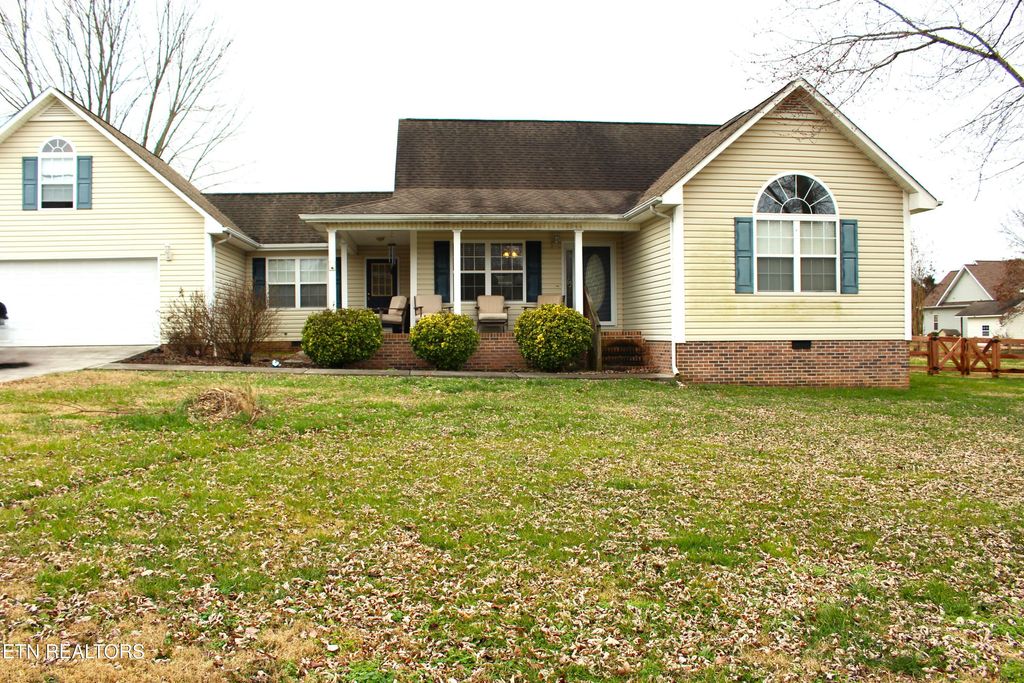 Photo of 119 Wind Chase Drive, Madisonville, TN 37354 (MLS # 1286133)