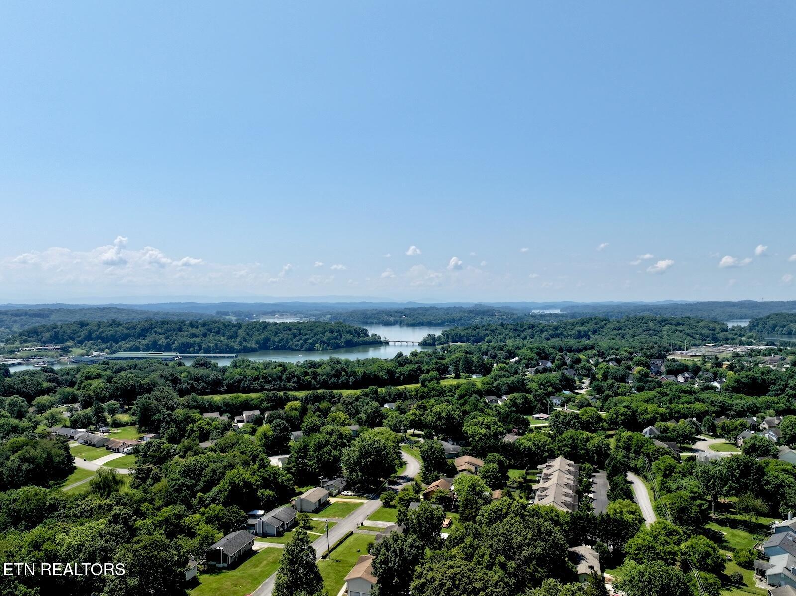 616 Loop Rd