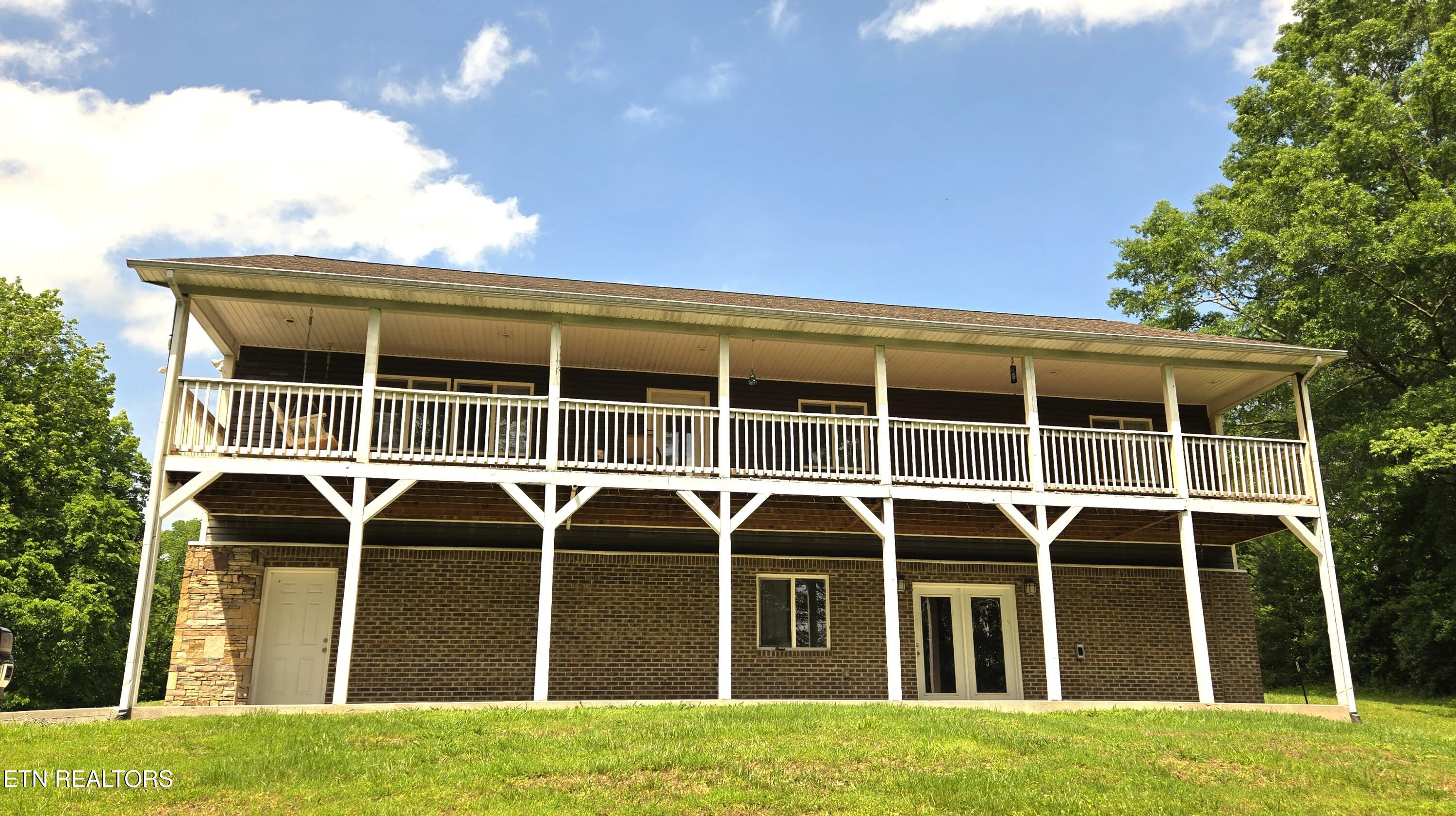 241 Oswego Rd