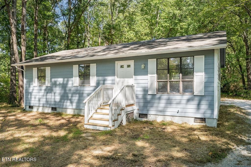 Photo of 152 Lane Ave, Cookeville, TN 38506 (MLS # 1317590)