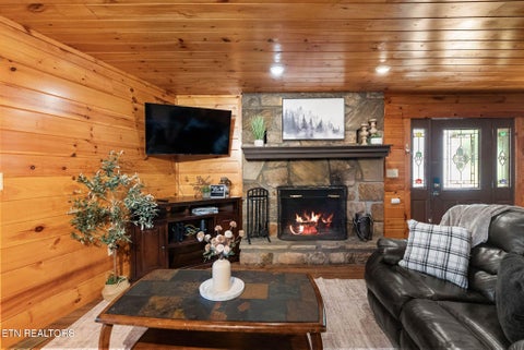 Tiny photo for 2123 Luzerne Drive, Gatlinburg, TN 37738 (MLS # 1357739)