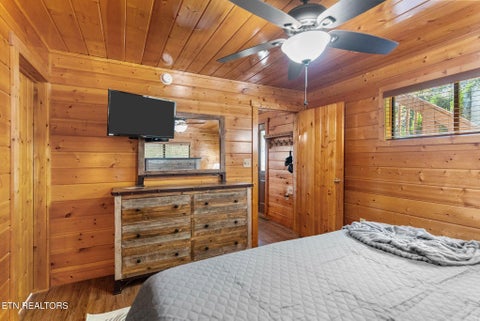 Tiny photo for 2123 Luzerne Drive, Gatlinburg, TN 37738 (MLS # 1357739)