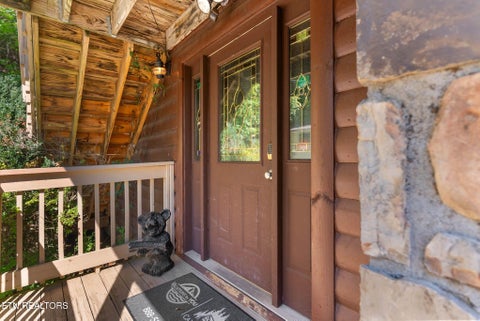 Tiny photo for 2123 Luzerne Drive, Gatlinburg, TN 37738 (MLS # 1357739)