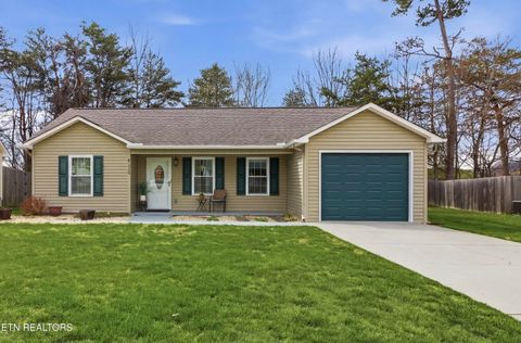 Photo of 6115 Emerald Hills Lane, Knoxville, TN 37912 (MLS # 1333426)