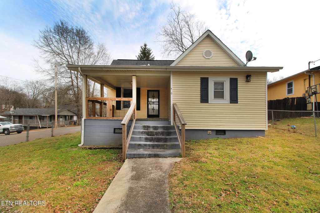 Photo of 400 Mayfield Ave, Knoxville, TN 37920 (MLS # 1329905)