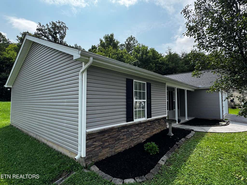 Photo of 5000 Cattail Lane, Corryton, TN 37721 (MLS # 1349777)