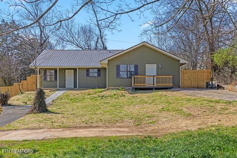 Photo of 104 Pine St, Athens, TN 37303 (MLS # 1335668)