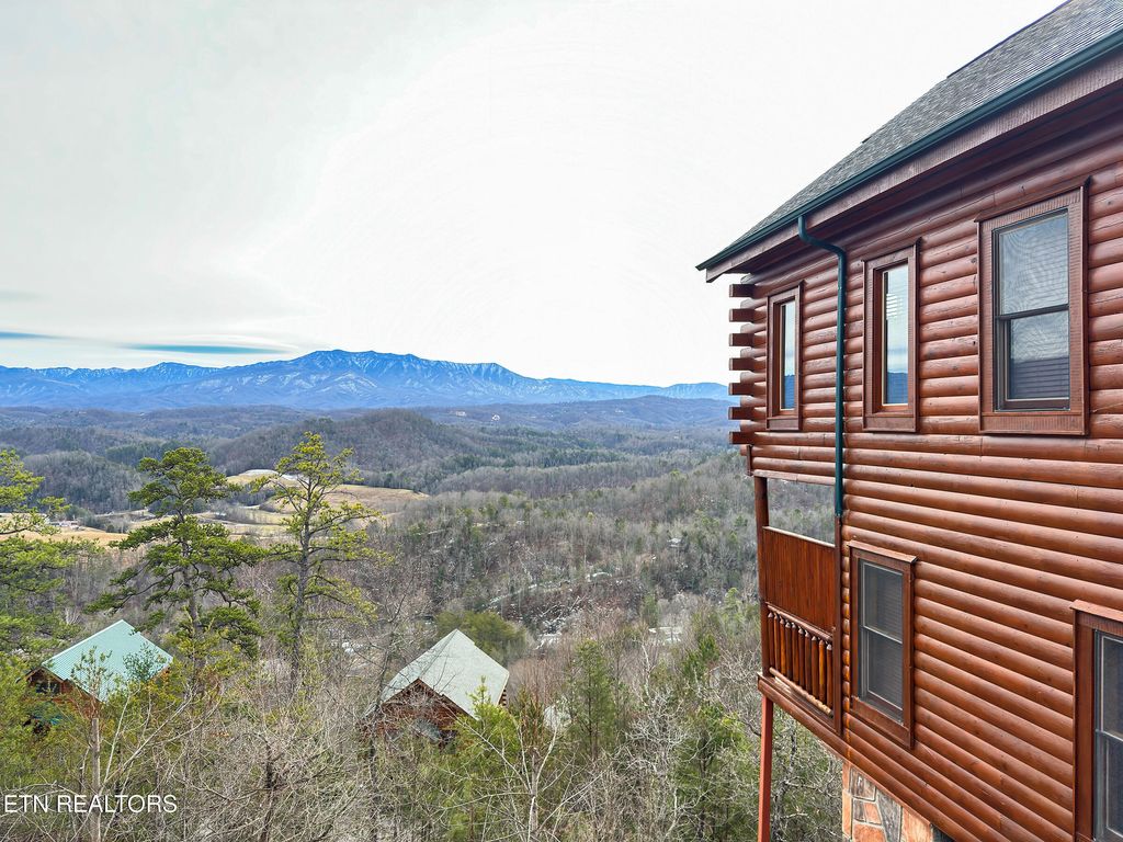 Photo of 2607 Mountain Glory Tr #48, Sevierville, TN 37876 (MLS # 1329351)