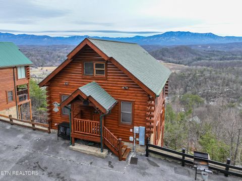 Photo of 2607 Mountain Glory Tr #48, Sevierville, TN 37876 (MLS # 1329351)