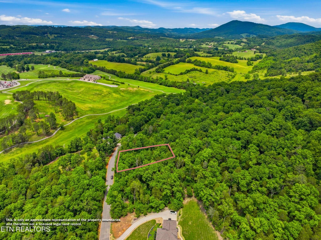 Photo of 110 Eagles Ridge, Tazewell, TN 37879 (MLS # 1343184)