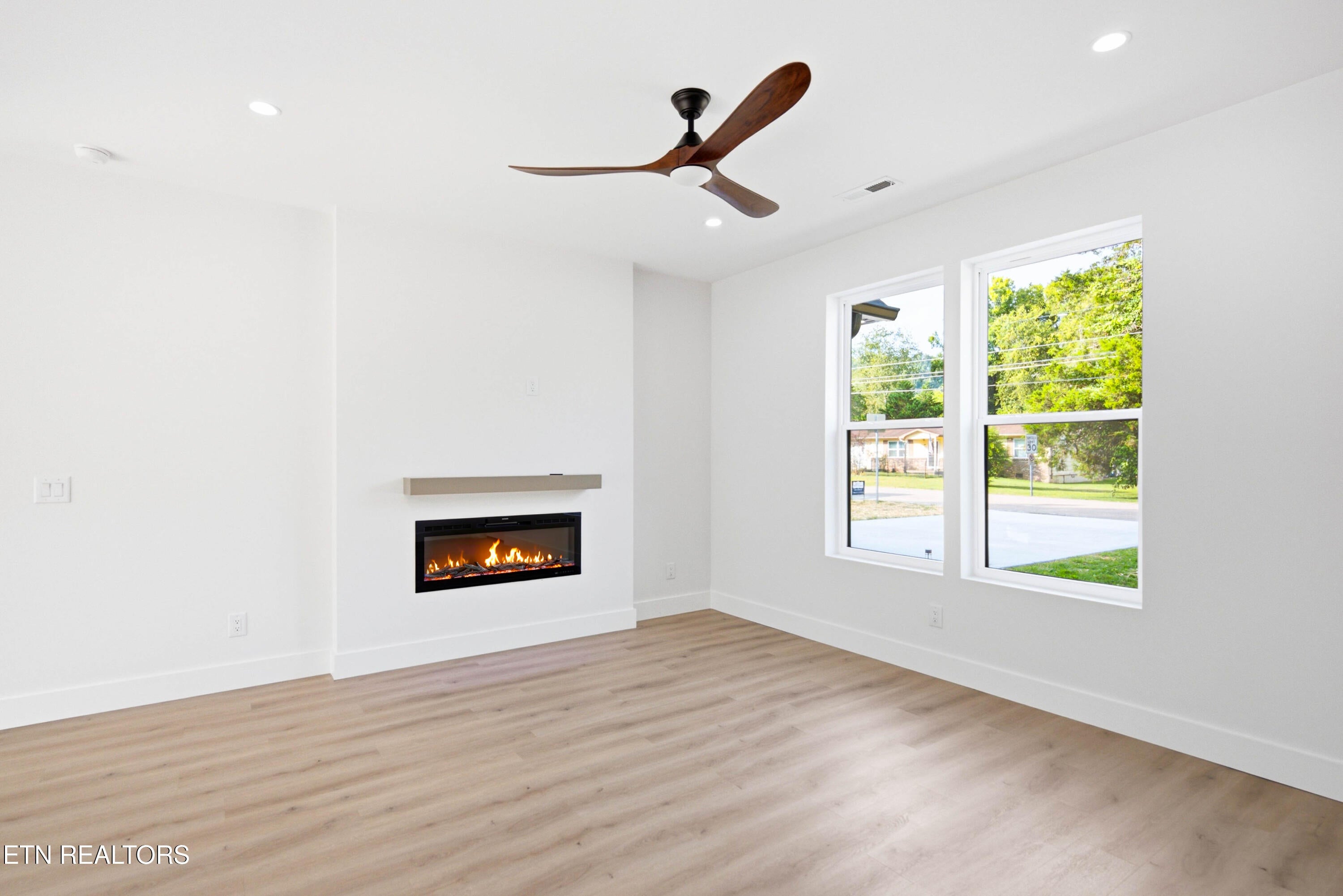 5324 Aubrey Lane 5324