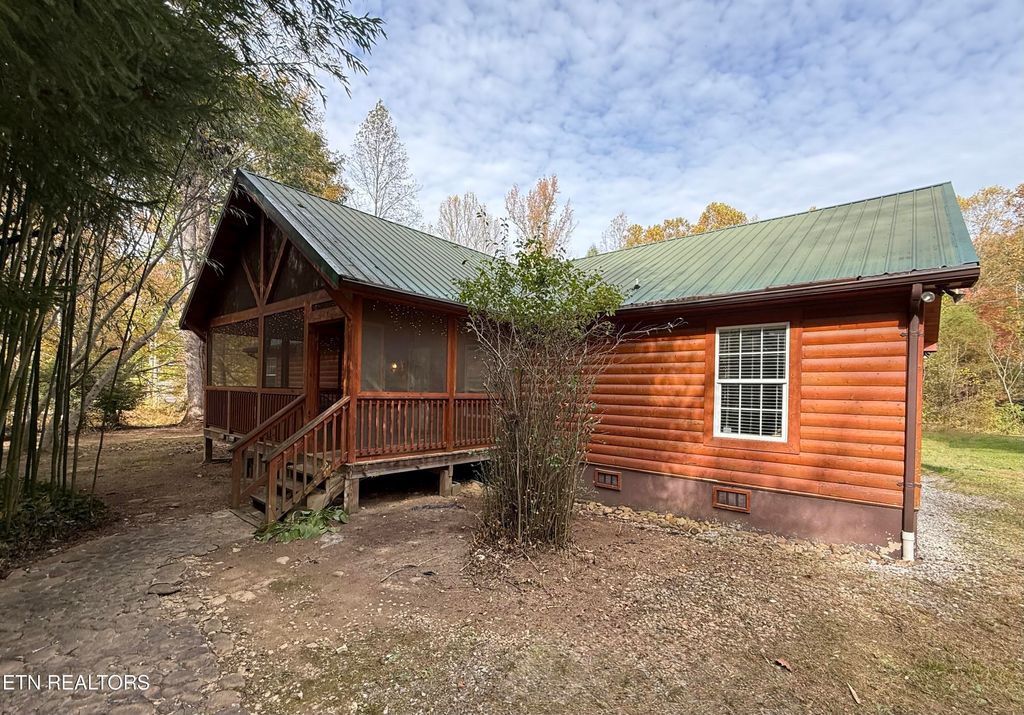 Photo of 468 Bobcat Ridge Way, Cosby, TN 37722 (MLS # 1319930)