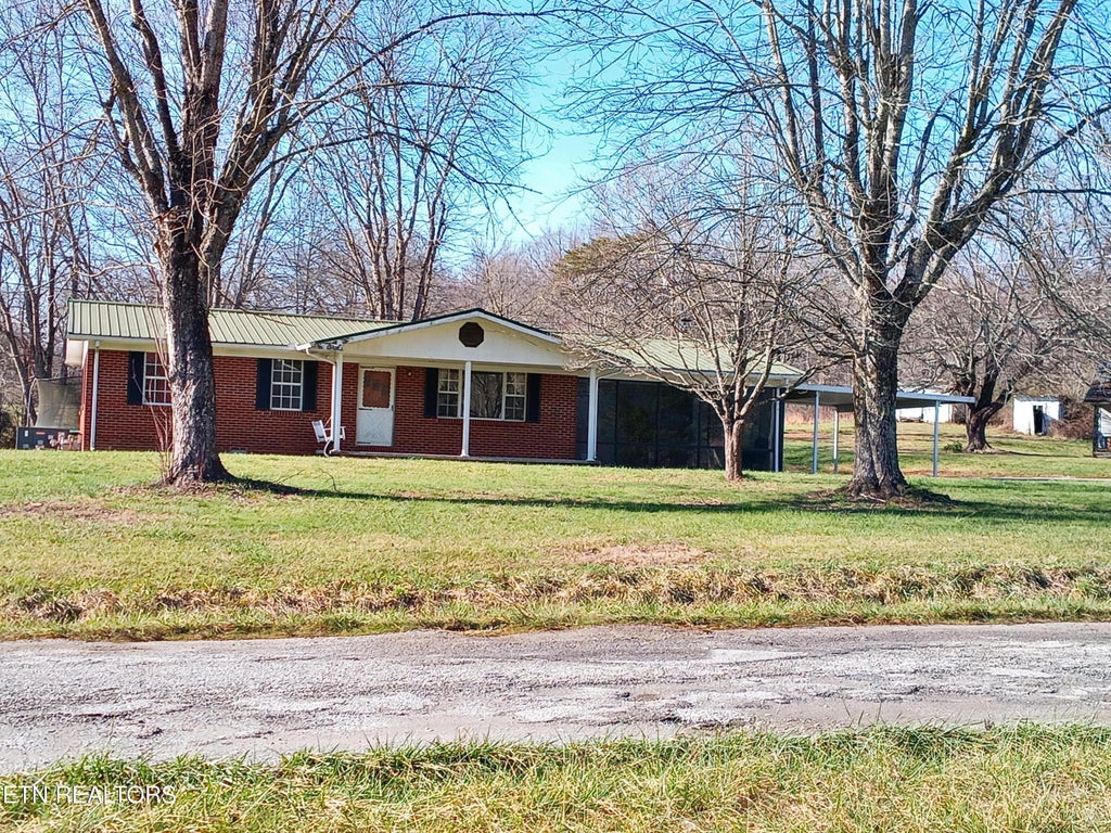 Photo of 369 Cash Smith Rd Drive, Oneida, TN 37841 (MLS # 1285976)